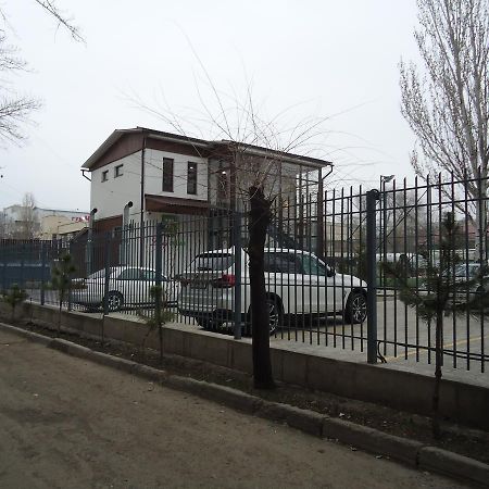 Hotel Tumar Biszkek Zewnętrze zdjęcie